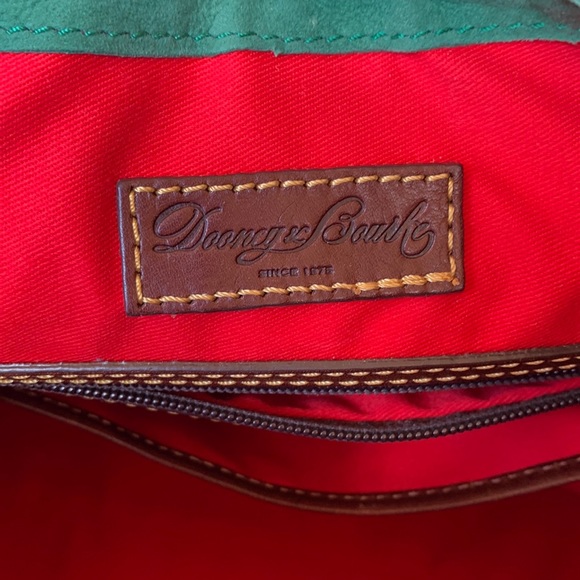 🦆Dooney & Bourke Kingston Hobo in brown chestnut color - Picture 3 of 16